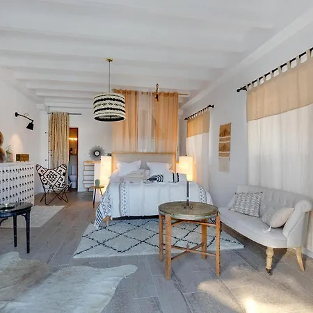 Bed & Breakfast Fahala *