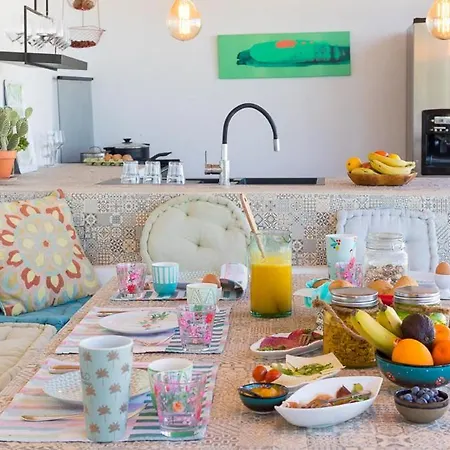 Bed & Breakfast Fahala *
